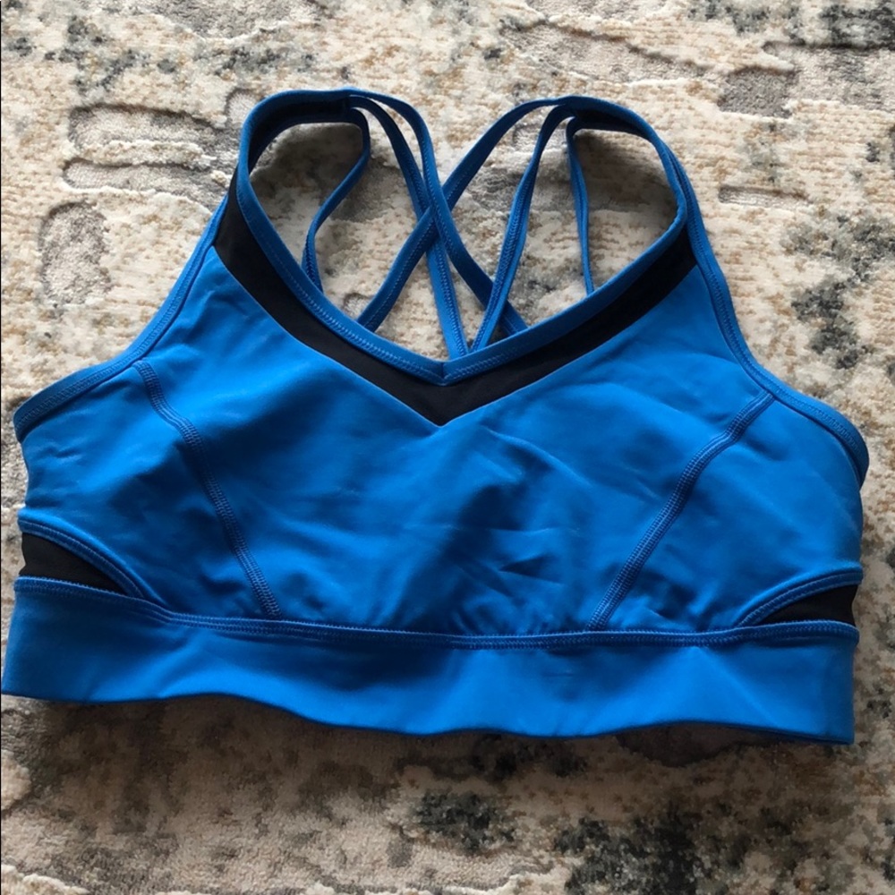 Lululemon sports bra